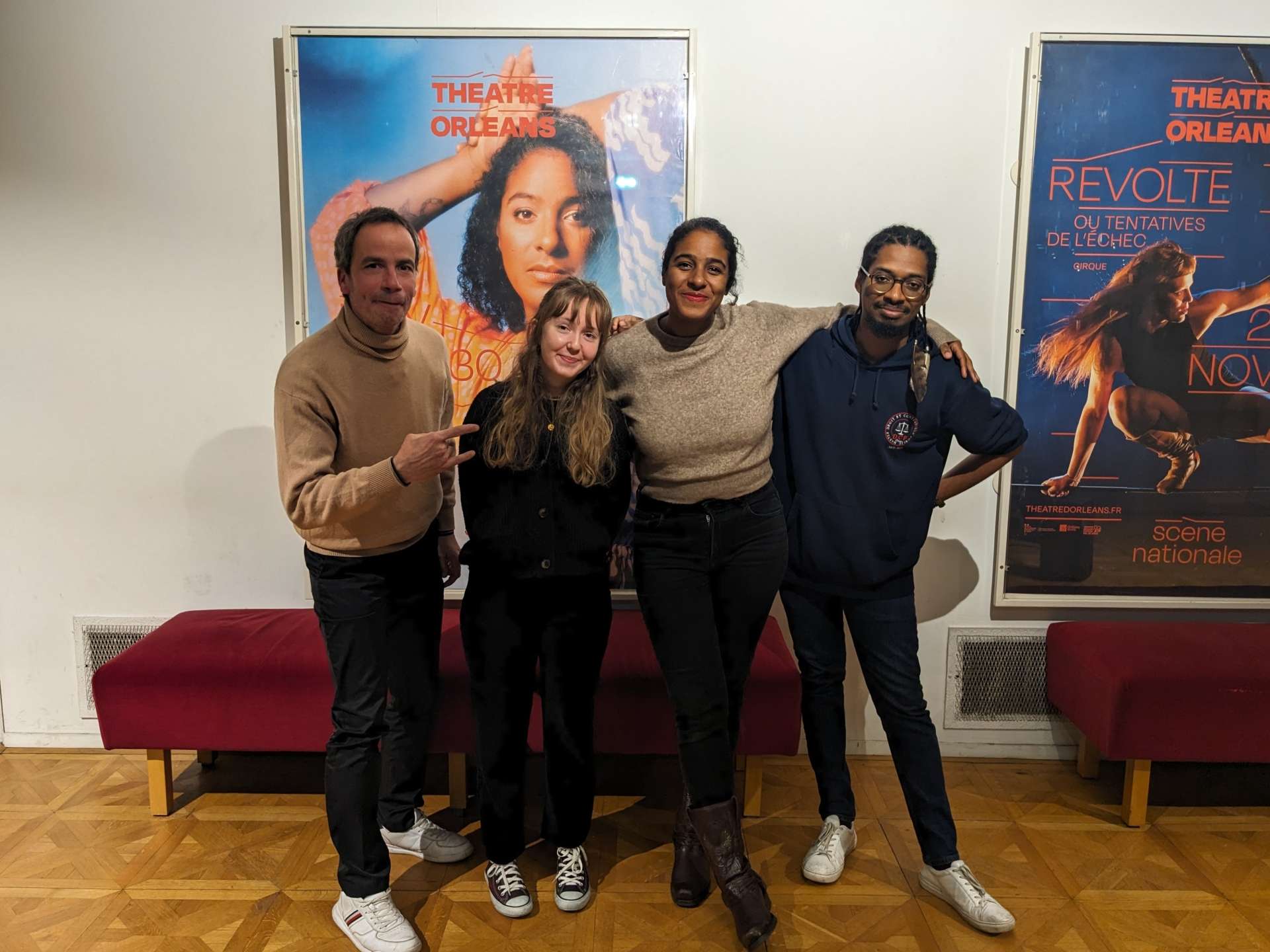 Leyla McCalla et l'équipe de Radio Campus Orléans 